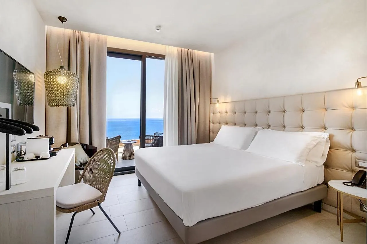 Villa Fiorita Boutique Hotel Таормина