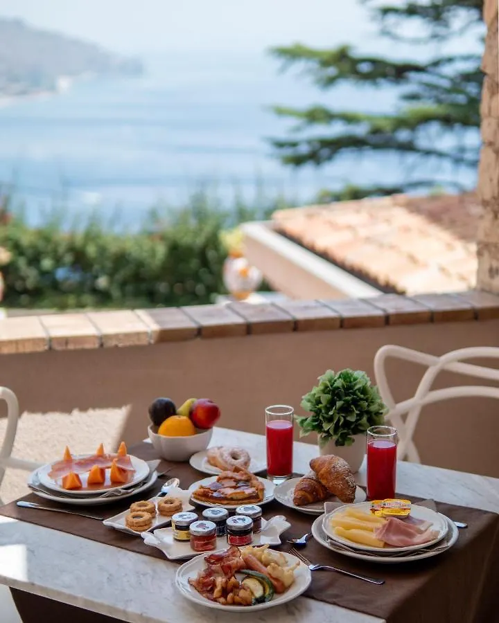 Villa Fiorita Boutique Hotel Taormina 4*,