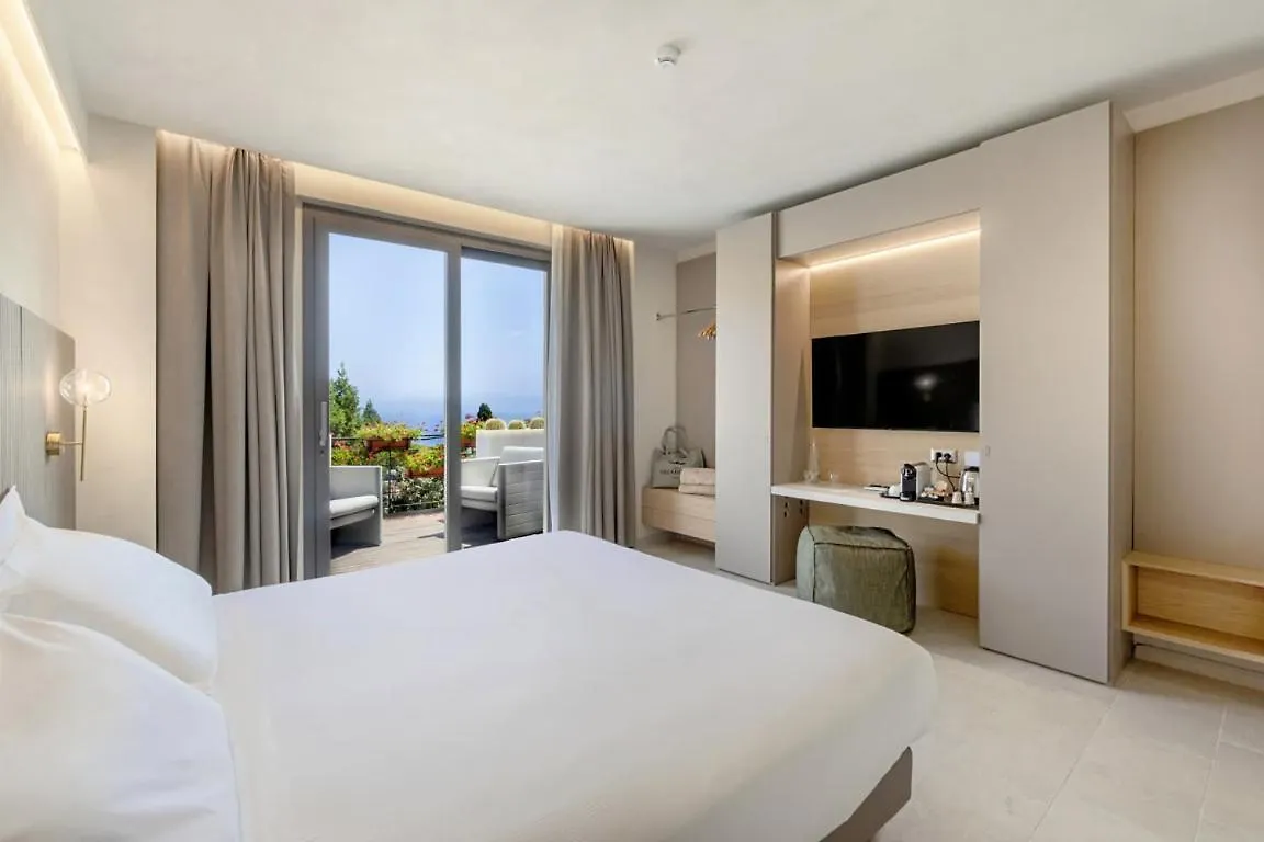 Villa Fiorita Boutique Hotel Taormina 4*,