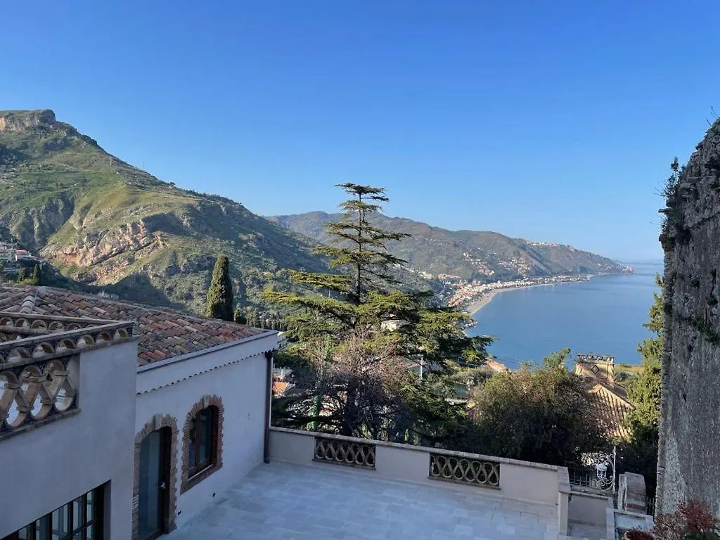 Villa Fiorita Boutique Hotel Taormina 4*,  Itália